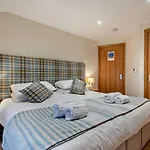 3 Bed In Penrith Oc-sz247 *