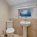 3 Bed In Penrith Oc-sz247 *