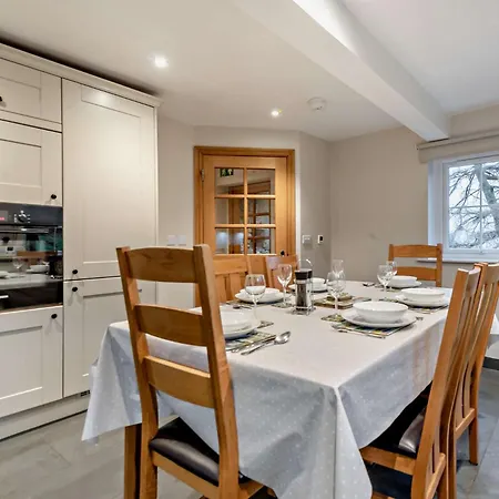 3 Bed In Sz247 多克雷